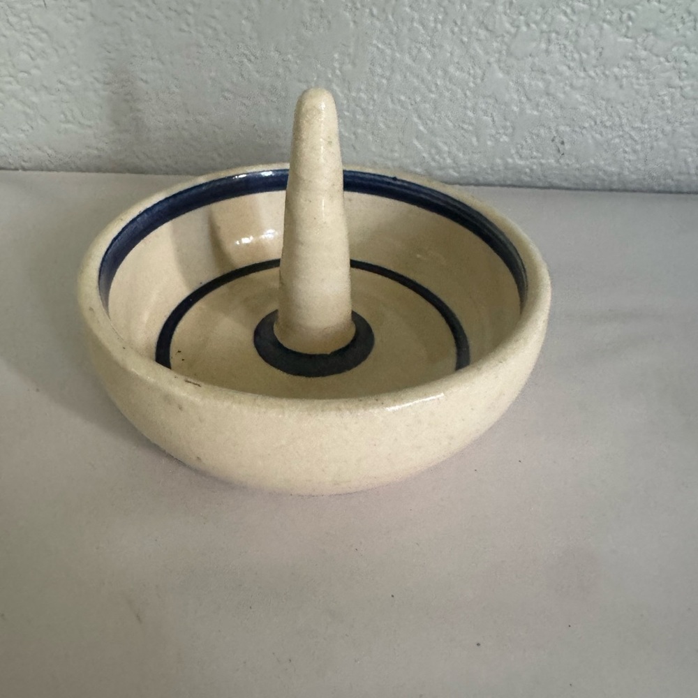 Vintage Marshall Pottery Ceramic Ring Dish Bowl